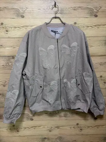 MIKI OSAKABE MA-1 그레이 프리 사이즈 자수 디자인