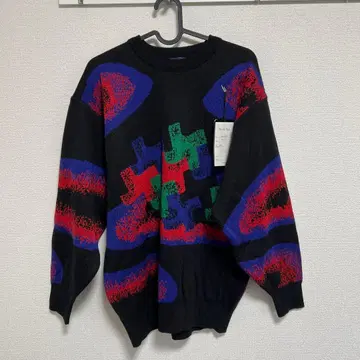 월드 탑 그래픽 니트 스웨터 미사용 새상품