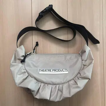THEATRE PRODUCTS 프릴 라운드 숄더백 M 베이지