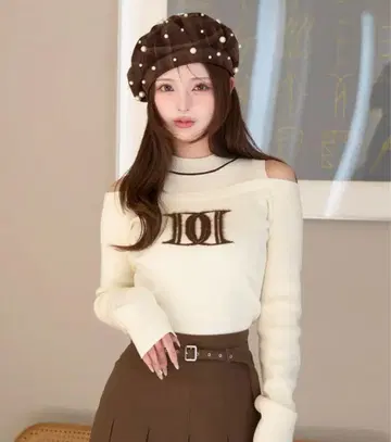 Darich 다리치 레이어드 라이크 로고 니트탑