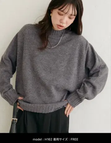 내추럴 쿠튀르 울 & 리사이클 폴리 블렌드 니트 풀오버