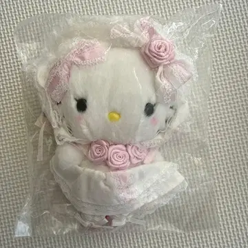 새상품 산리오 캐릭터즈 화이트 프릴 디자인 헬로키티