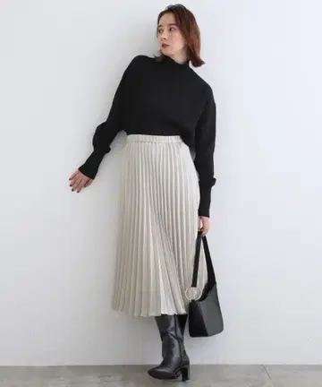 INDIVI [세탁 가능/허리밴딩] 빈티지풍 새틴 플리츠 스커트