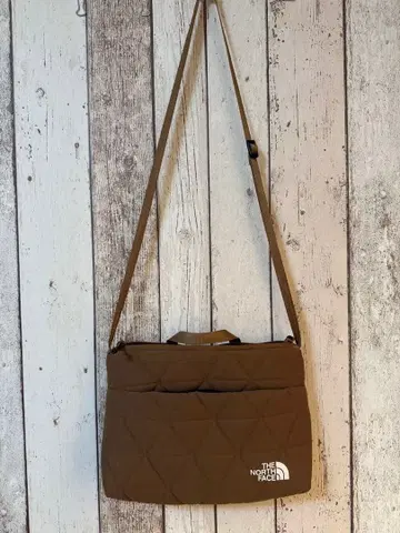 THE NORTH FACE 브라운 숄더백