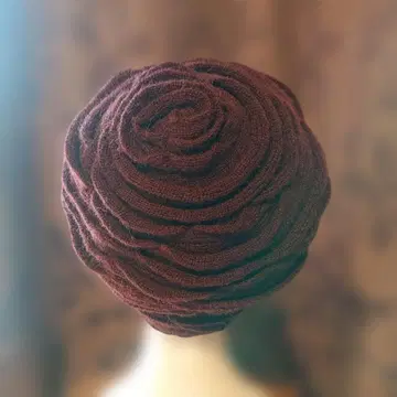 [ hats&dreams ] 이탈리아제 버건디 로즈 모양 베레모