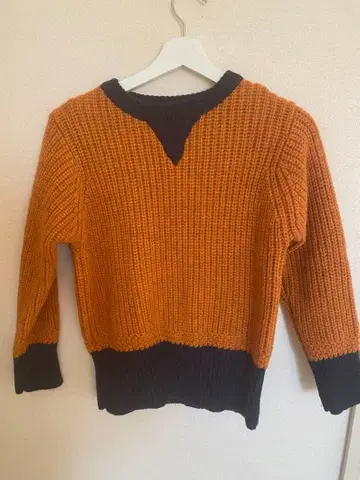 UES 웨스 스웨터 오렌지