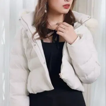 립 서비스 후드 부착 화이트 다운 자켓