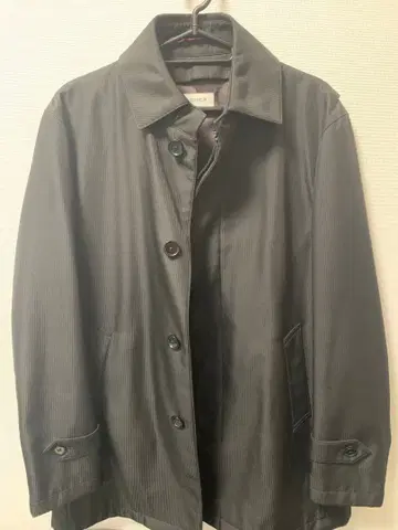 ORIHICA 스트라이프 블랙 스텐카라 코트