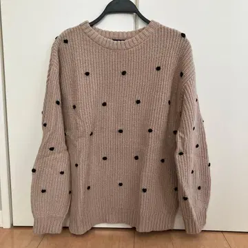 SHIPS 베이지 도트 무늬 니트 스웨터