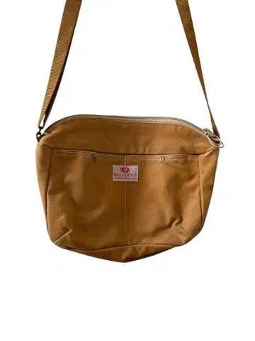 브라운 캔버스 숄더백