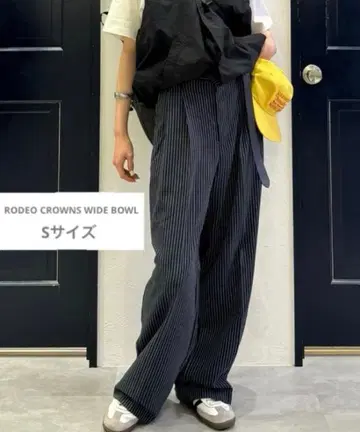 더블 턱 와이드 슬랙스 S 사이즈 스트라이프 네이비