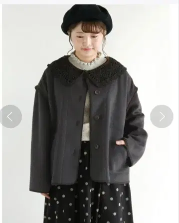 사만사 모스모스 파이핑 숏코트