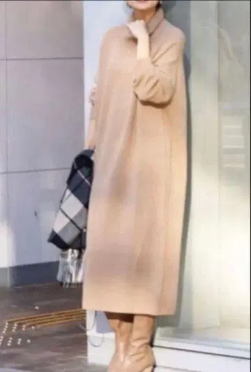 이에나 홀가먼트 코쿤 하이넥 니트 원피스 롱 울