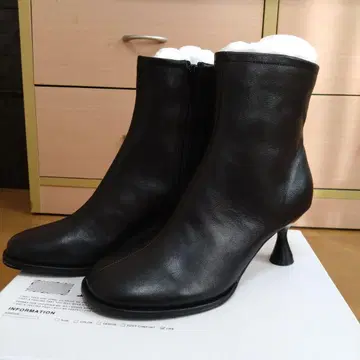 NICAL 블랙 힐 부츠