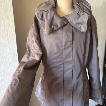 ZARA WOMAN 다운 자켓