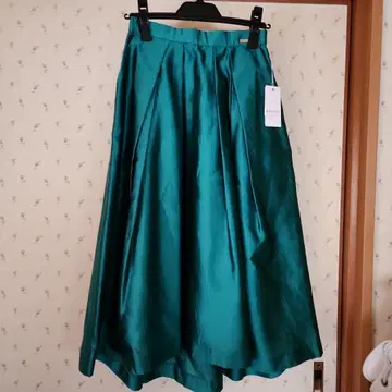 BRAHMIN 에메랄드 그린 비대칭 플레어 스커트 36