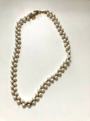 화이트 펄 이중 감기 목걸이