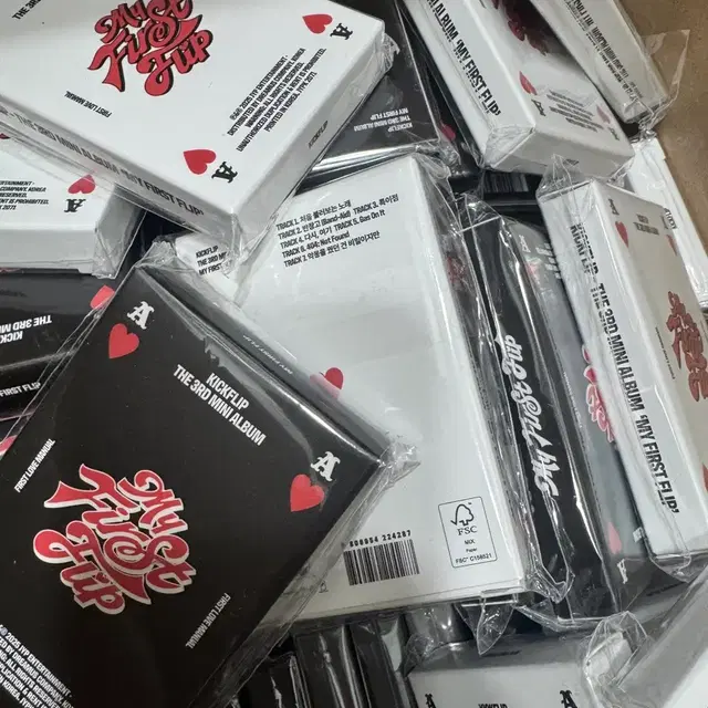 킥플립 my first flip 포카 앨범 미개봉 양도