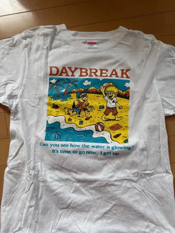 더스트박스 T셔츠