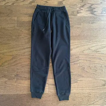 유니클로 히트텍 보아 맨투맨 블랙 XS