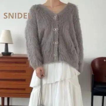 SNIDEL 스나이델 비쥬 리본 가디건 그레이 포근한