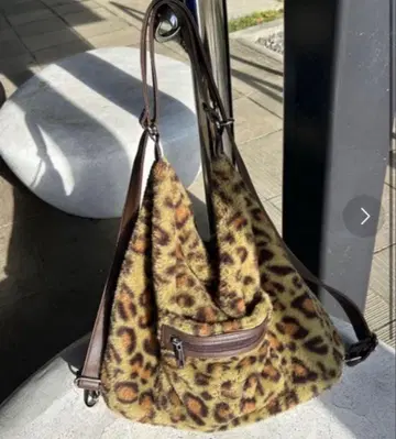gossipclub 멀티 웨이 백 레오파드 무늬 퍼