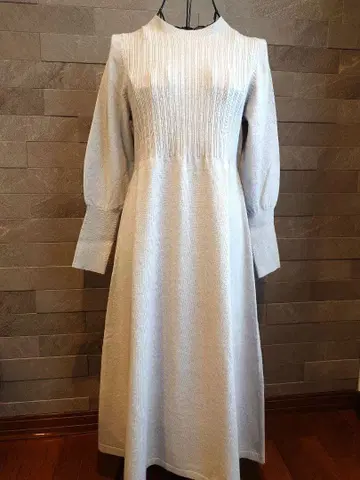 라이트 그레이 긴팔 니트 롱 기장 원피스