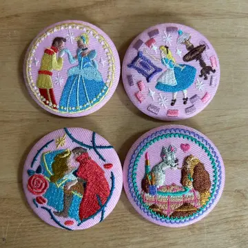 디즈니 자수 캔뱃지 4개 세트