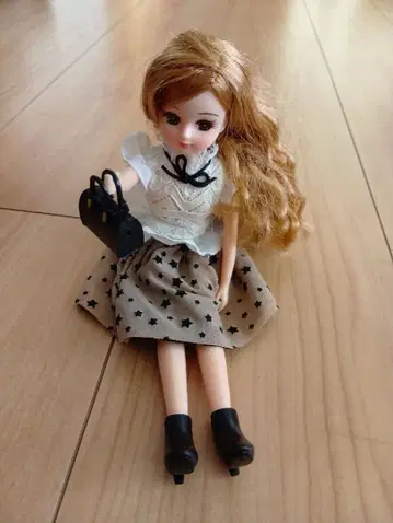 리카짱 인형 본체 골드 컬러 머리카락