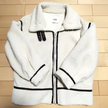 GYDA 보아 숏 기장 자켓 점퍼