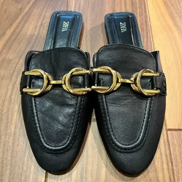 ZARA 블랙 가죽 뮬 골드 버클