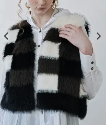 아카네 에코 패치워크 퍼 베스트