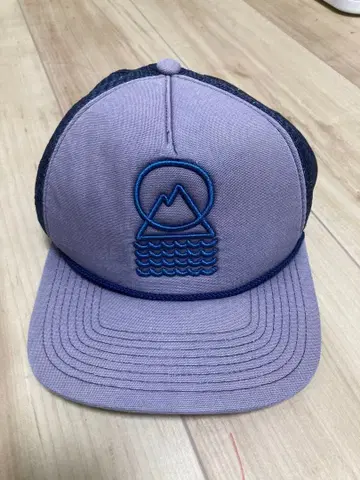 파타고니아 트래커 캡 보라색