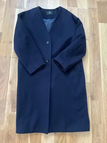 프레임워크 V넥 코쿤 코트