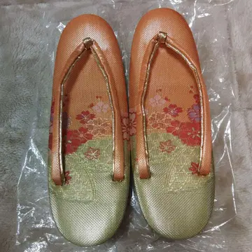 꽃무늬 자수 조리 미사용