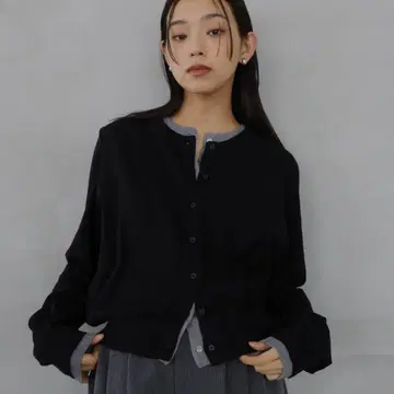 Hellam 레이어드 배색 니트 가디건