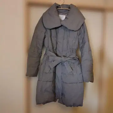 그레이 후드 부착 롱 다운 자켓