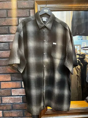 caltop 블랙 옴브레 체크 셔츠