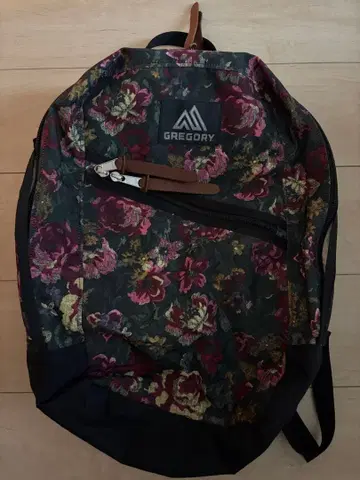 GREGORY 꽃무늬 백팩