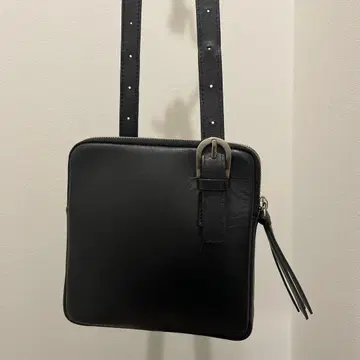 minitmute 블랙 가죽 숄더백