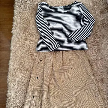 스톡홀름 스트라이프 롱 T와 핀란드 스커트 세트