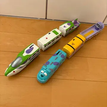 디즈니 기차 버즈 라이트이어 몬스터 주식회사