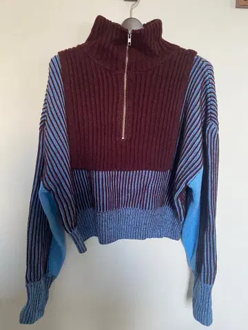 KBF 레이어드 하프 ZIP 니트 (블루&브라운)