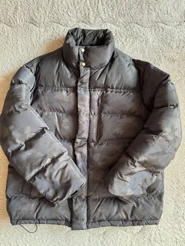 8 seconds 카모플라쥬 다운 자켓 M