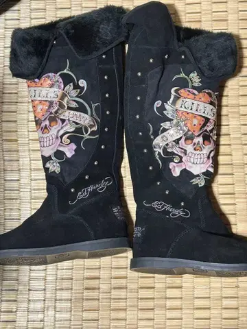 Ed Hardy 스컬 디자인 롱 부츠