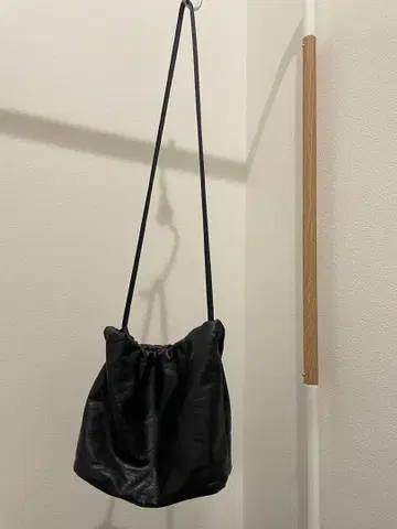 More or Less 블랙 복조리형 숄더백