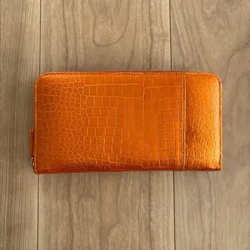 [ 미사용 새상품 ] 매트 샤인 오렌지 크로커다일 패턴 장지갑