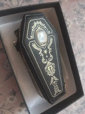 사만다 타바사 트위스티드 원더랜드 관형 백