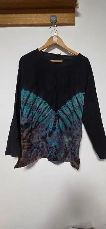 MALAIKA 긴팔 티셔츠