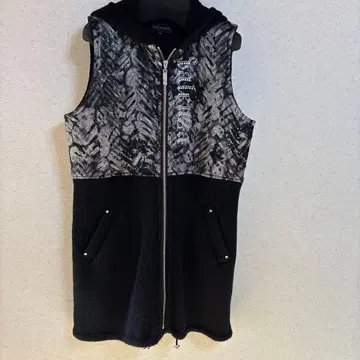 발렌자 후드 부착 롱 기장 지퍼 부착 베스트 40 사이즈